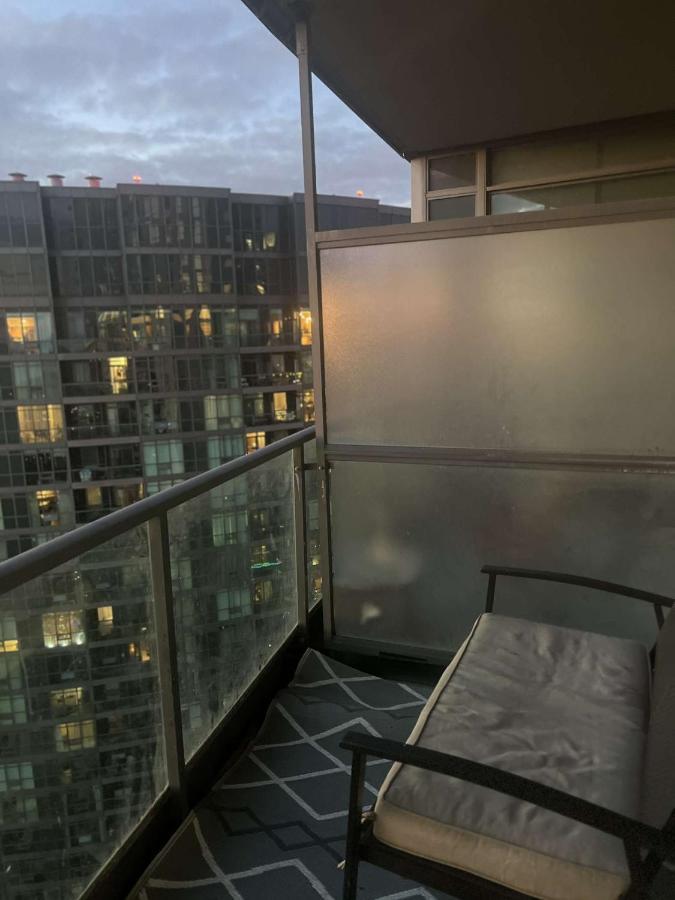 Cozy Fort York Condo Toronto Exterior foto